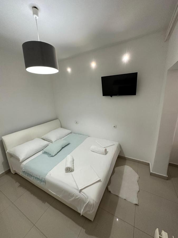 Anna Apartment